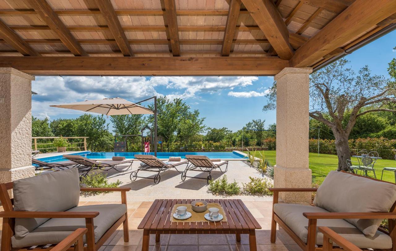 Villa-Osmium Smoljanci Dış mekan fotoğraf