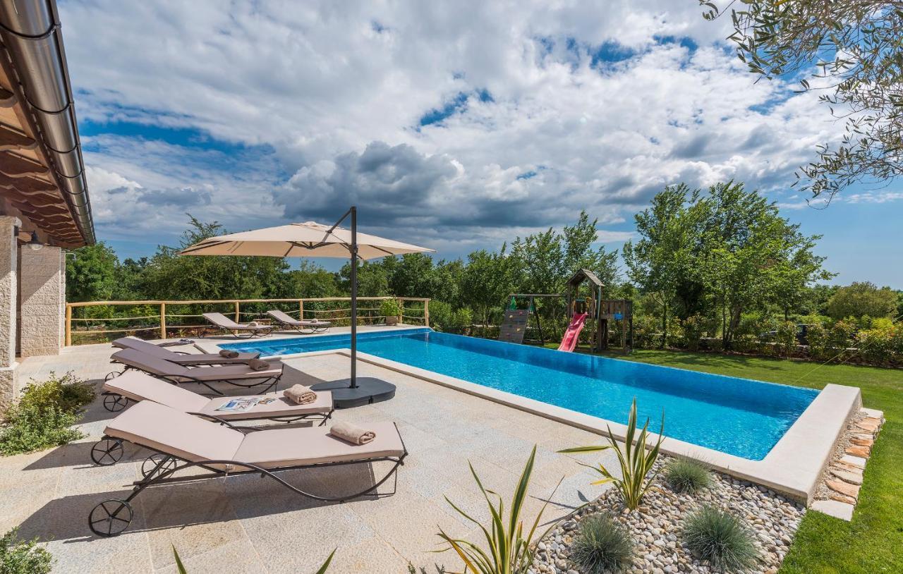 Villa-Osmium Smoljanci Dış mekan fotoğraf