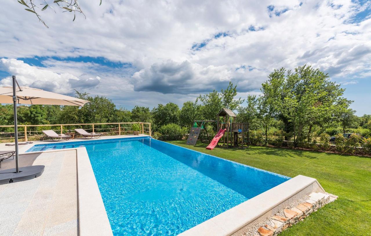 Villa-Osmium Smoljanci Dış mekan fotoğraf